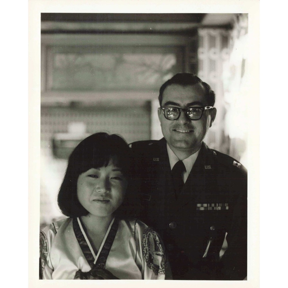 Vintage 1970s Korea U.S. Air Force Officer Korean Girl Hanbok Photo 5x4 - Picture 1 of 1